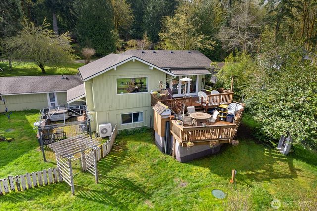 401 Summit Lake Shore Road NW, Olympia, WA 98502
