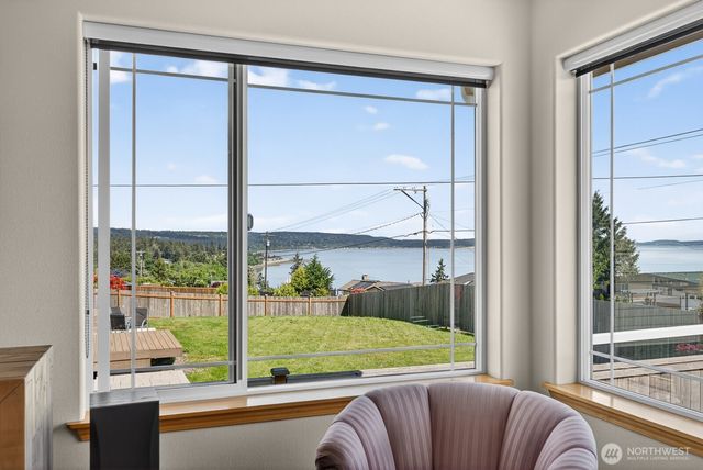 510 Sunnycrest, Camano Island, WA 98282