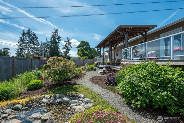 510 Sunnycrest, Camano Island, WA 98282