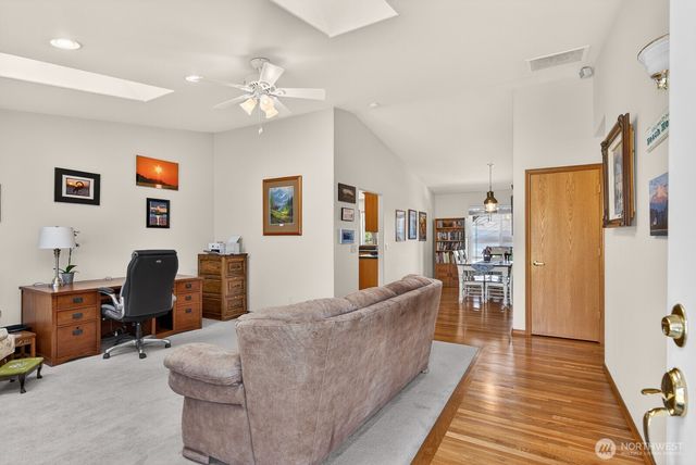 510 Sunnycrest, Camano Island, WA 98282