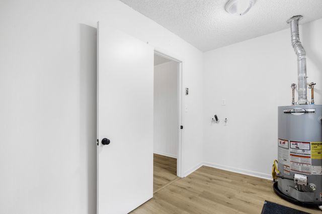 703 Hayes St, Springfield, TN 37172