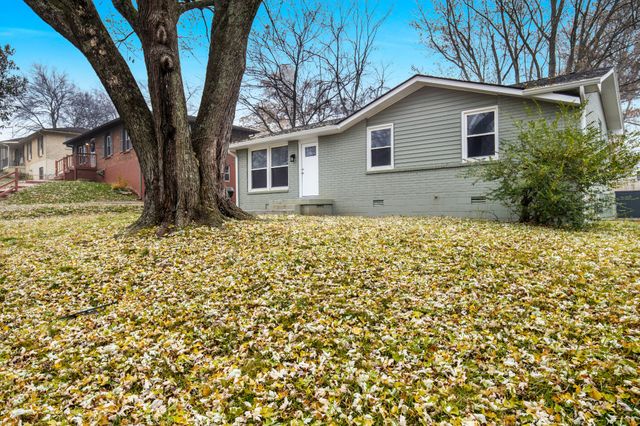 703 Hayes St, Springfield, TN 37172