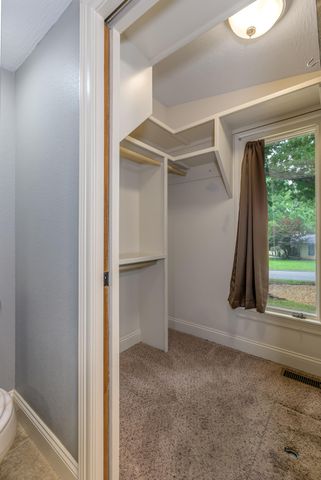 2291 E Mirabeau Street, Springfield, MO 65804