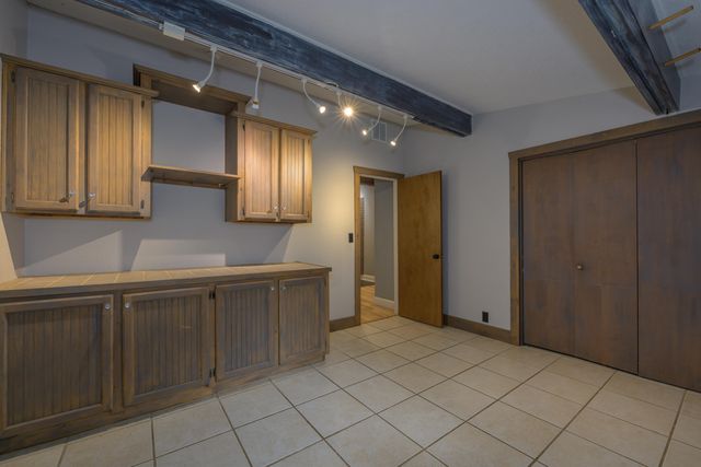 2291 E Mirabeau Street, Springfield, MO 65804