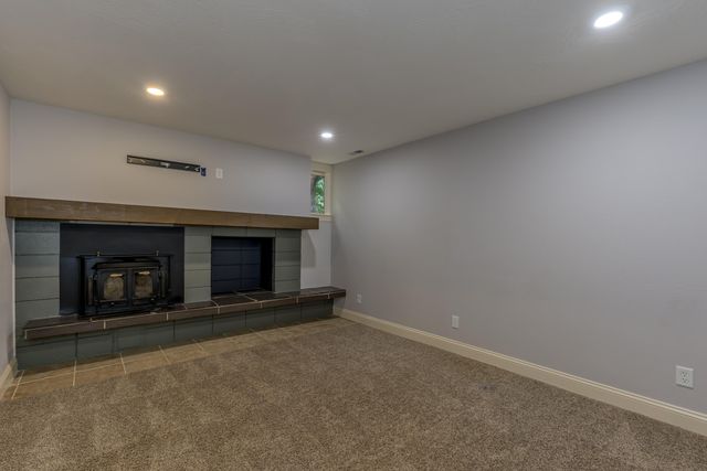 2291 E Mirabeau Street, Springfield, MO 65804
