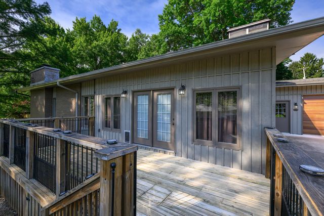 2291 E Mirabeau Street, Springfield, MO 65804