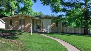 2291 E Mirabeau Street, Springfield, MO 65804