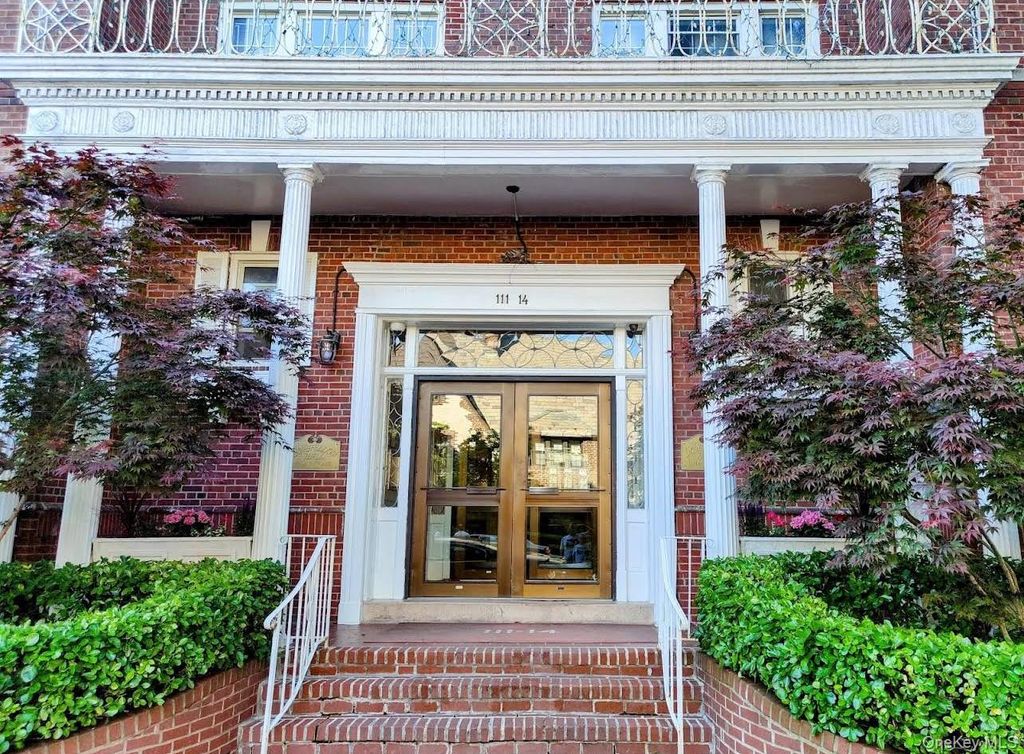 111-14 76th Avenue 114, Forest Hills, NY 11375