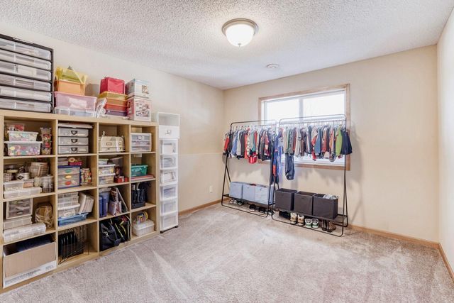 19240 Claremont Drive, Farmington, MN 55024