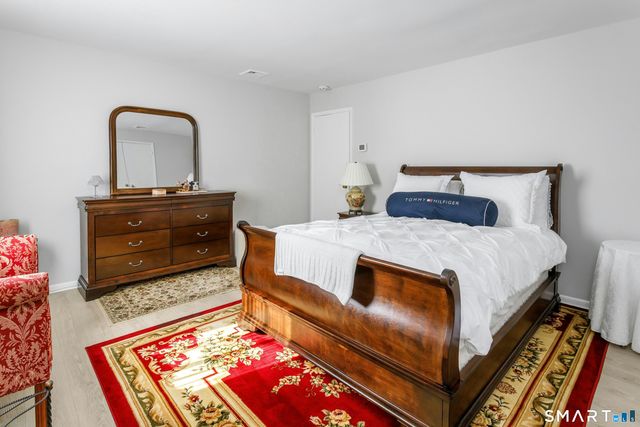 61 Grove Street APT D, Stamford, CT 06901