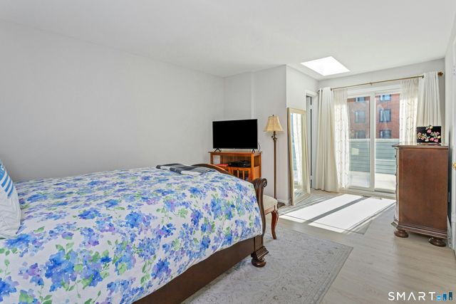 61 Grove Street APT D, Stamford, CT 06901