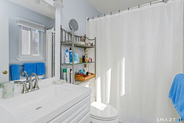 61 Grove Street APT D, Stamford, CT 06901
