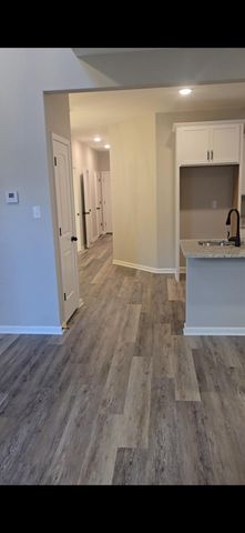 10160 STERLING RIDGE DR, Cordova, TN 38016