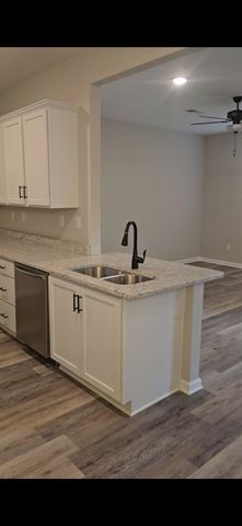 10160 STERLING RIDGE DR, Cordova, TN 38016