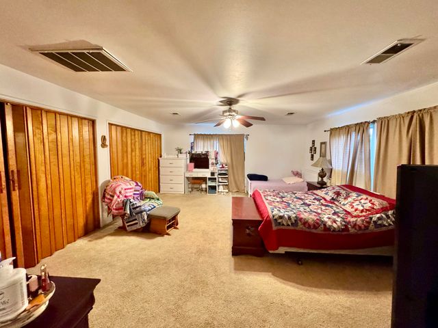 161 Linda Vista Drive, Lindsay, CA 93247