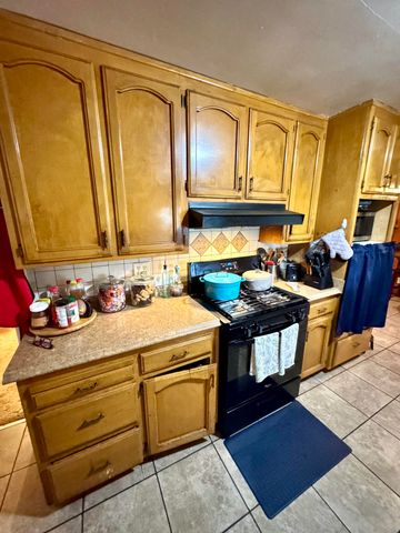 161 Linda Vista Drive, Lindsay, CA 93247