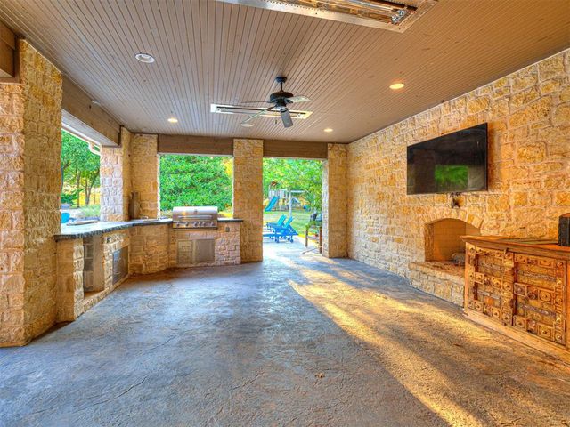 9301 Lake Way Run, Jones, OK 73049