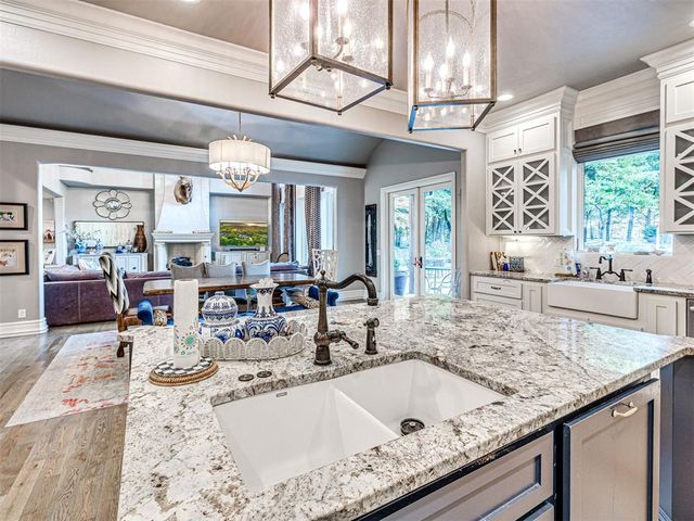 9301 Lake Way Run, Jones, OK 73049