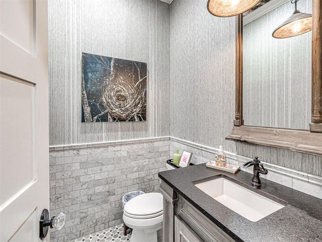 9301 Lake Way Run, Jones, OK 73049