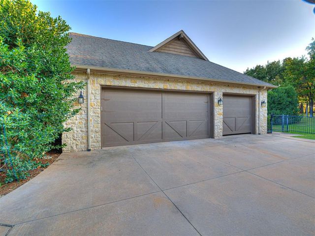 9301 Lake Way Run, Jones, OK 73049