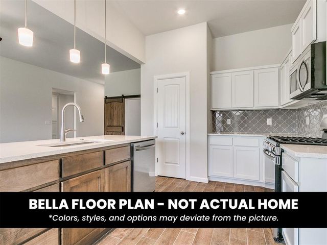 1812 Pin Cherry Lane, Moore, OK 73160