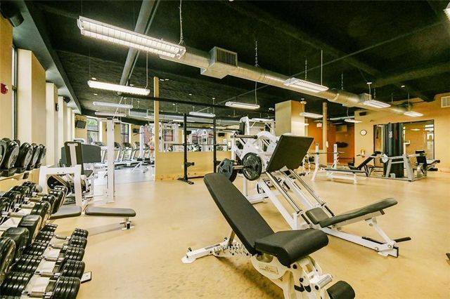 400 17th NW Street 2305, Atlanta, GA 30363