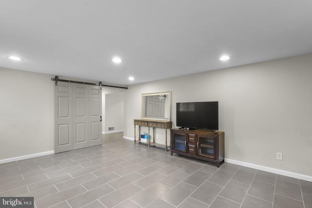 Image 31 of property listing at 7535 BROWNS BRIDGE RD, Highland, MD 20777