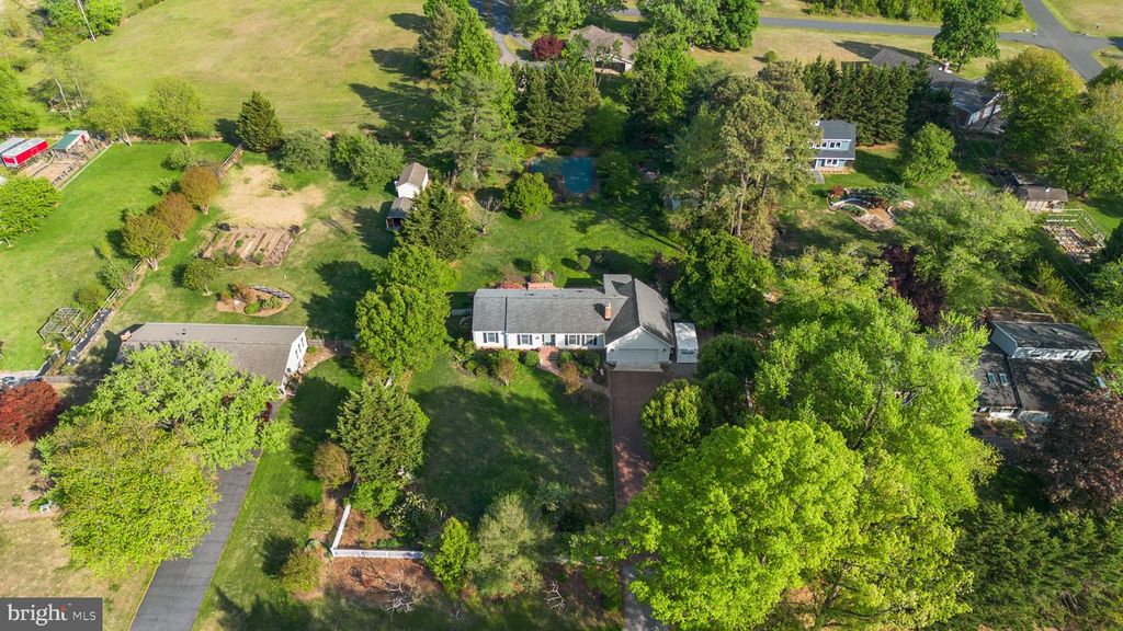 Image 48 of property listing at 7535 BROWNS BRIDGE RD, Highland, MD 20777