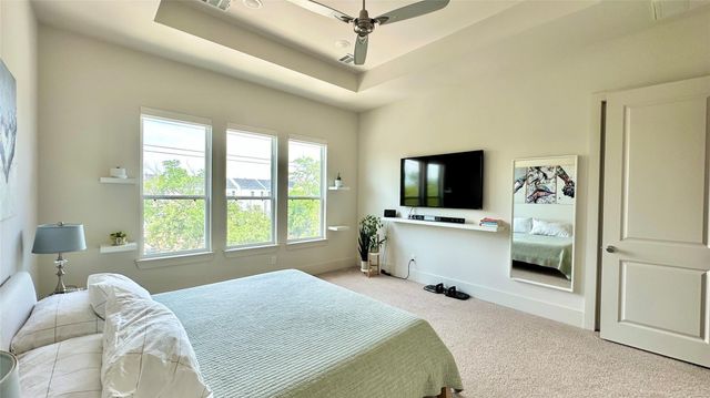 1216 W 21st Street, Houston, TX 77008