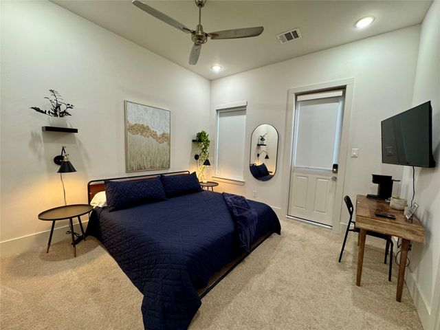 1216 W 21st Street, Houston, TX 77008