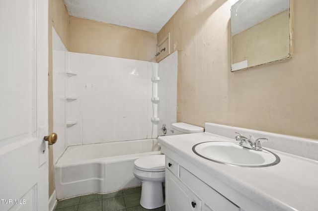2004 Euclid Avenue, Bristol, VA 24201