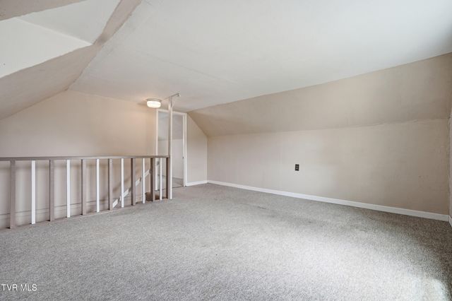 2004 Euclid Avenue, Bristol, VA 24201