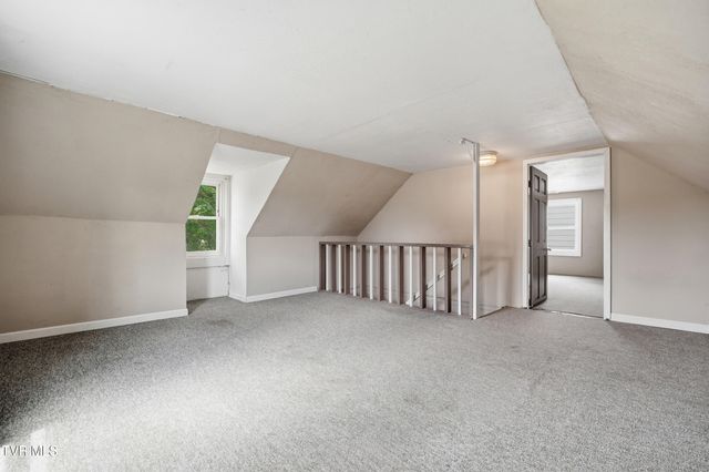 2004 Euclid Avenue, Bristol, VA 24201