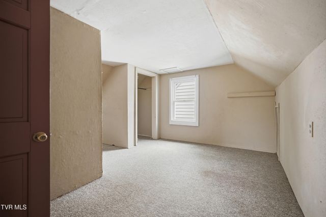 2004 Euclid Avenue, Bristol, VA 24201