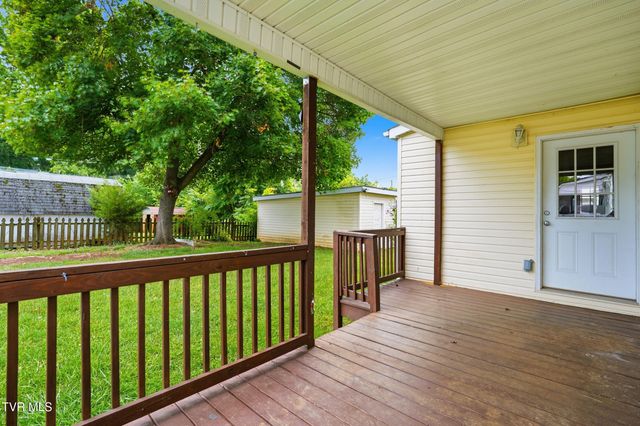 2004 Euclid Avenue, Bristol, VA 24201