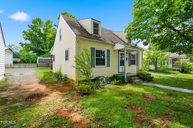 2004 Euclid Avenue, Bristol, VA 24201