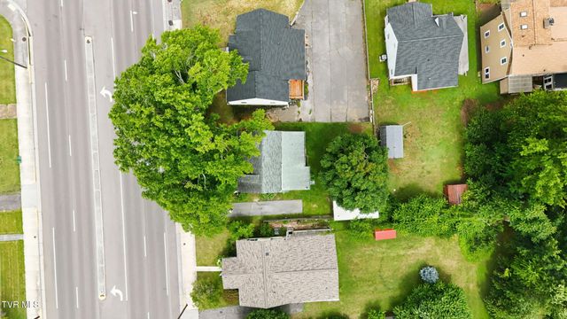 2004 Euclid Avenue, Bristol, VA 24201