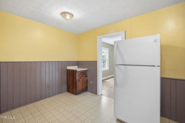 2004 Euclid Avenue, Bristol, VA 24201