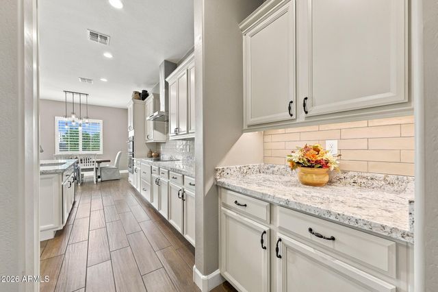 18204 W HOPE Drive, Goodyear, AZ 85338