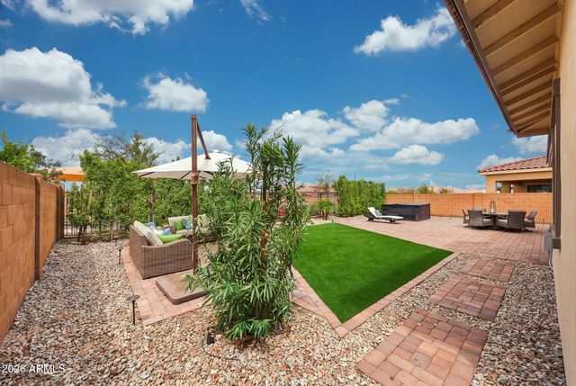 18204 W HOPE Drive, Goodyear, AZ 85338