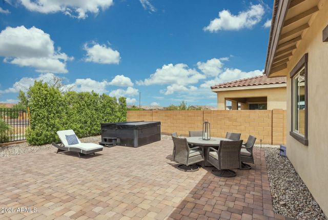 18204 W HOPE Drive, Goodyear, AZ 85338