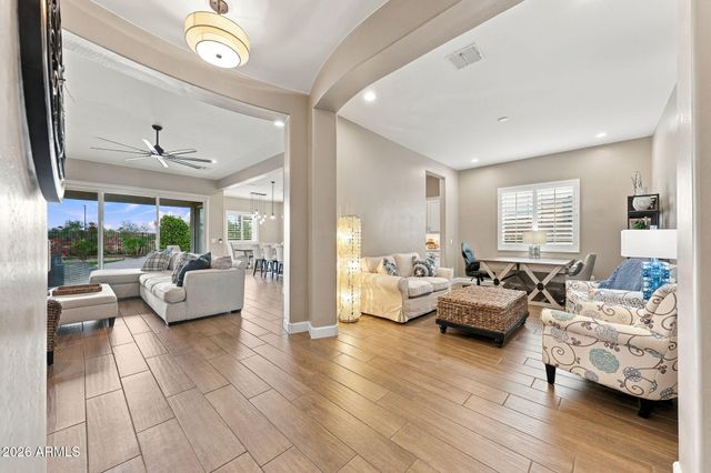 18204 W HOPE Drive, Goodyear, AZ 85338