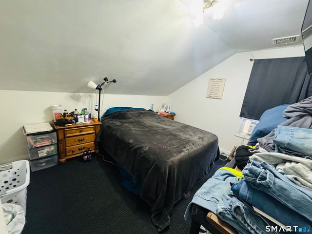 137 South Chestnut Street, Plainfield, CT 06374