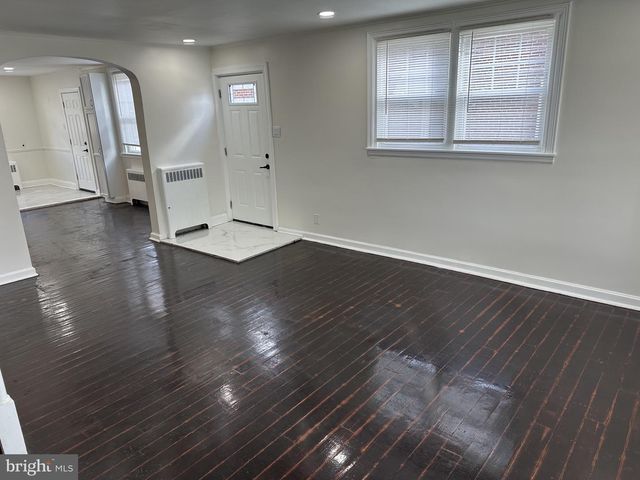 1123 GILHAM ST, Philadelphia, PA 19111