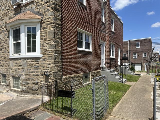 1123 GILHAM ST, Philadelphia, PA 19111