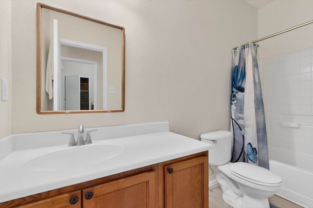 3401 Sun Mesa Street SW, Los Lunas, NM 87031