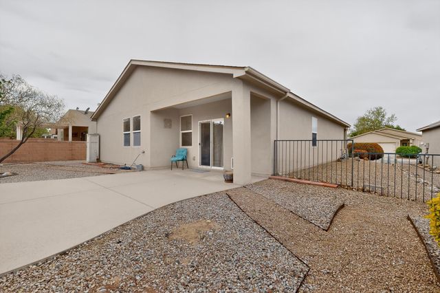 3401 Sun Mesa Street SW, Los Lunas, NM 87031