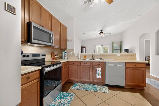 3401 Sun Mesa Street SW, Los Lunas, NM 87031