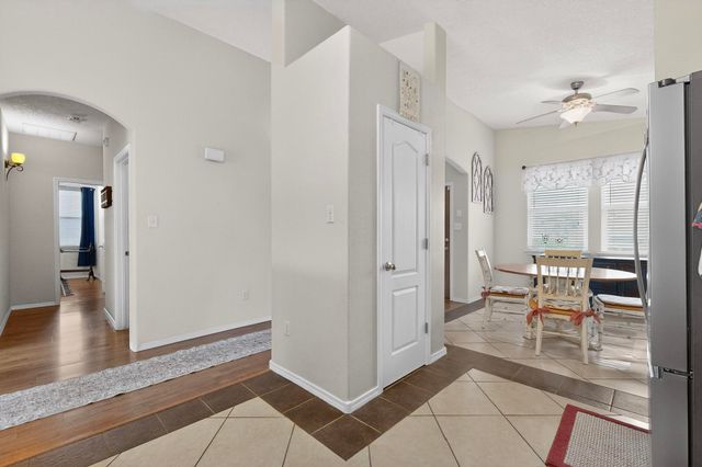 3401 Sun Mesa Street SW, Los Lunas, NM 87031