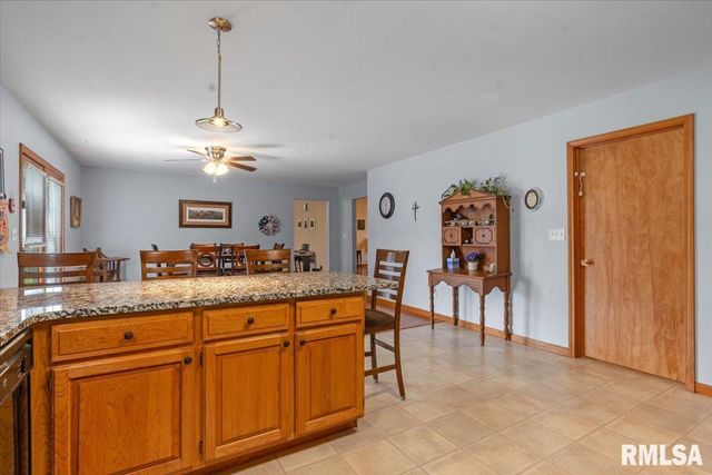 1530 SEQUOIA Drive, Chatham, IL 62629